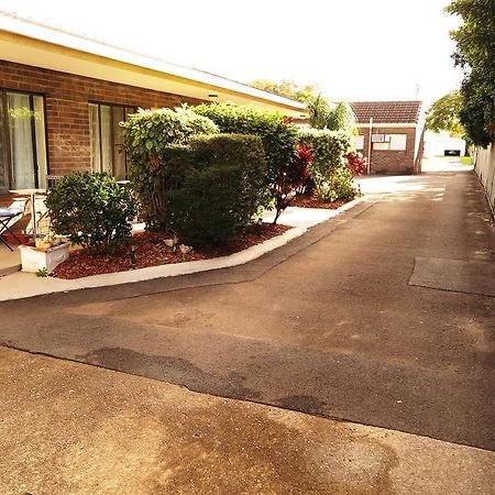 Twin Pines Motel Mooloolaba Ngoại thất bức ảnh