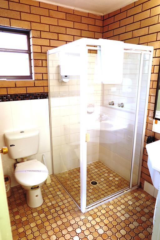 Twin Pines Motel Mooloolaba Phòng bức ảnh