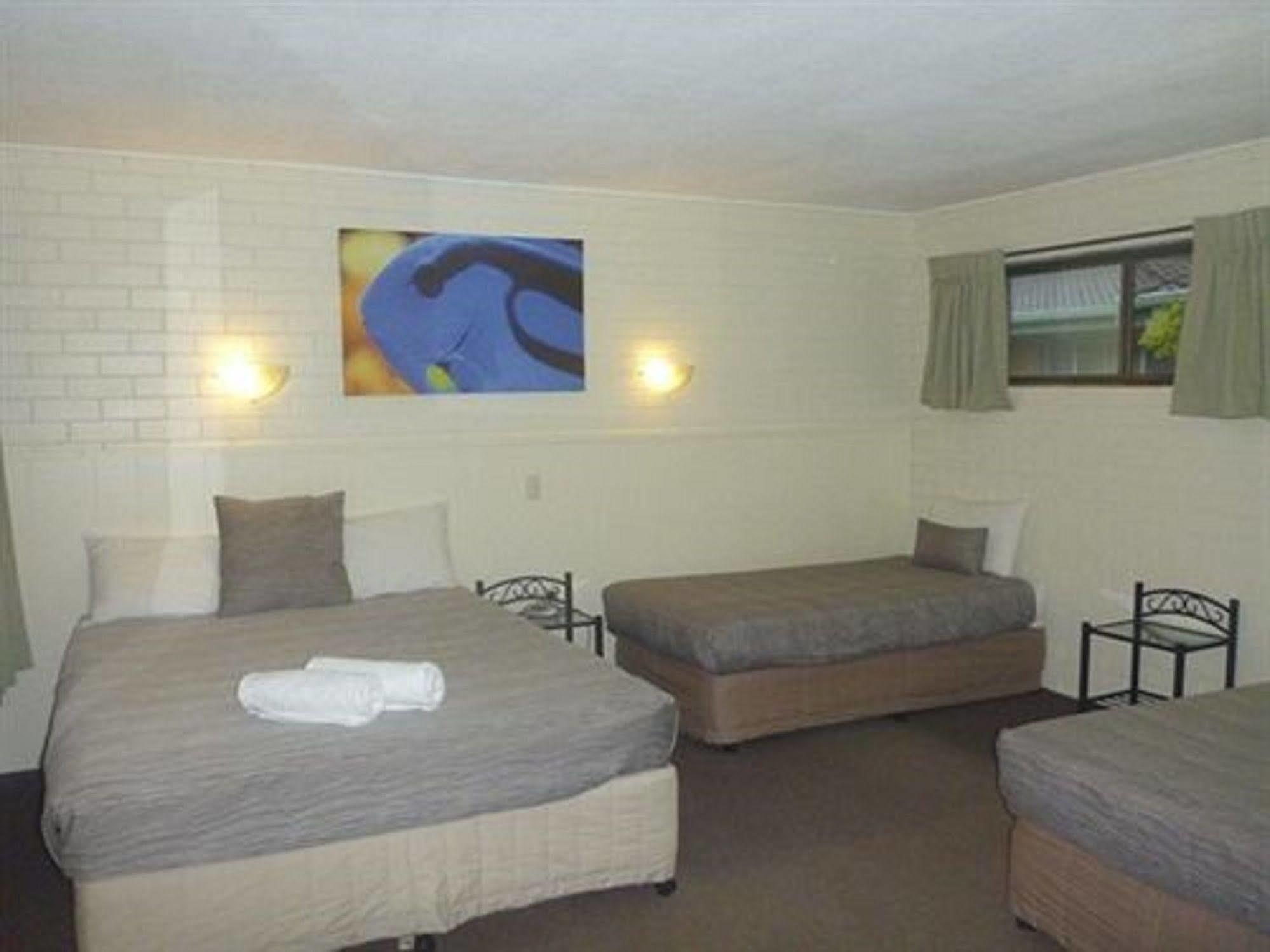 Twin Pines Motel Mooloolaba Ngoại thất bức ảnh