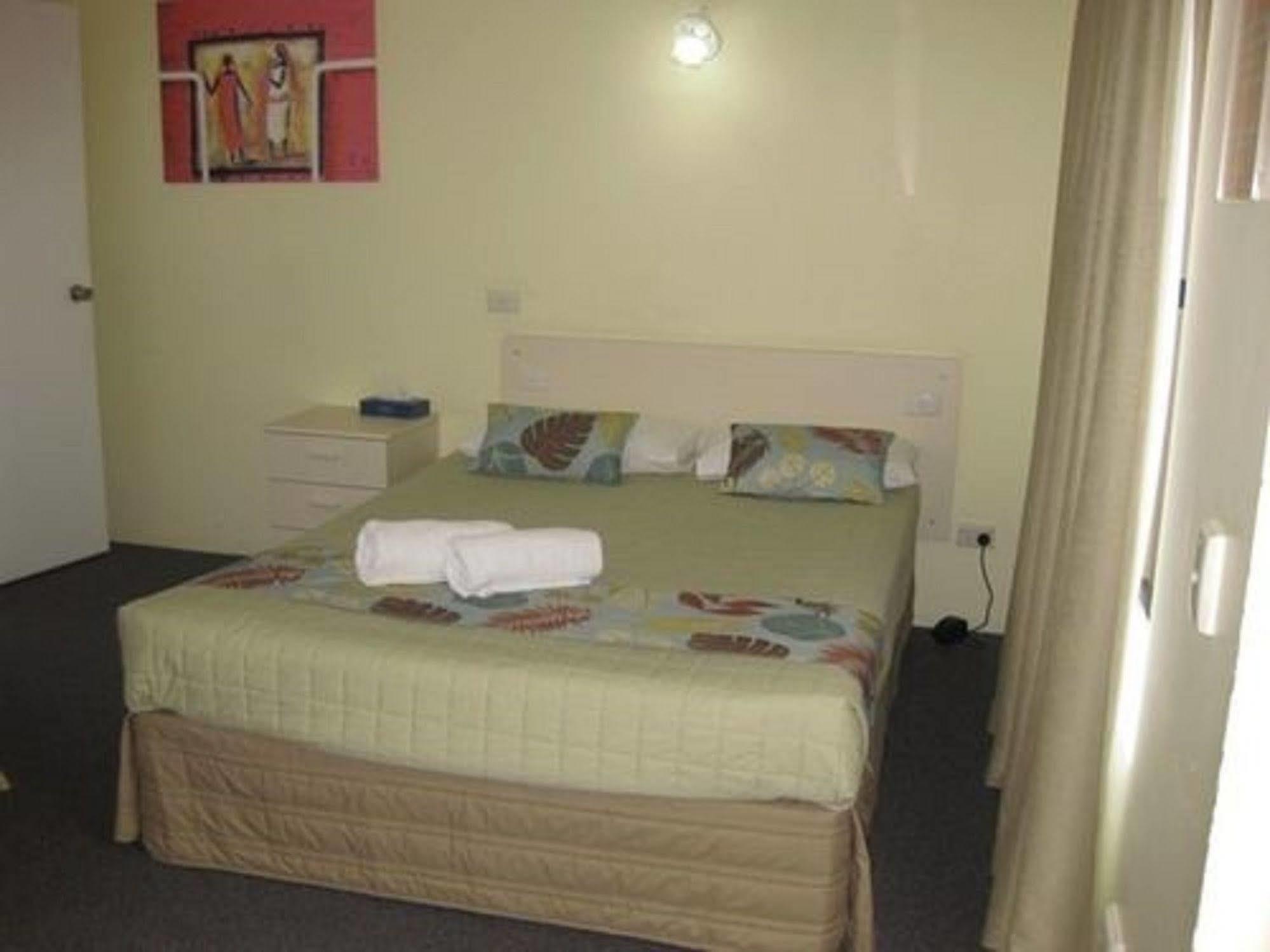 Twin Pines Motel Mooloolaba Ngoại thất bức ảnh