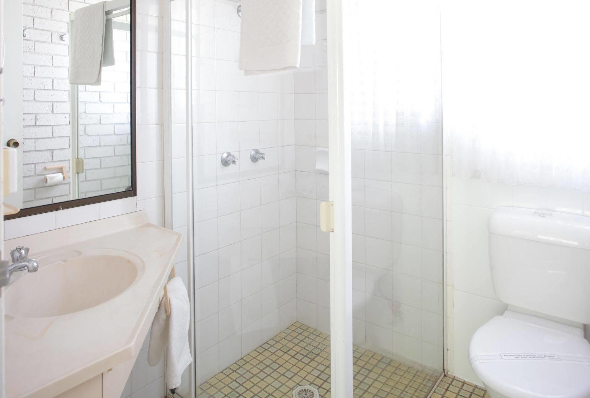 Twin Pines Motel Mooloolaba Ngoại thất bức ảnh