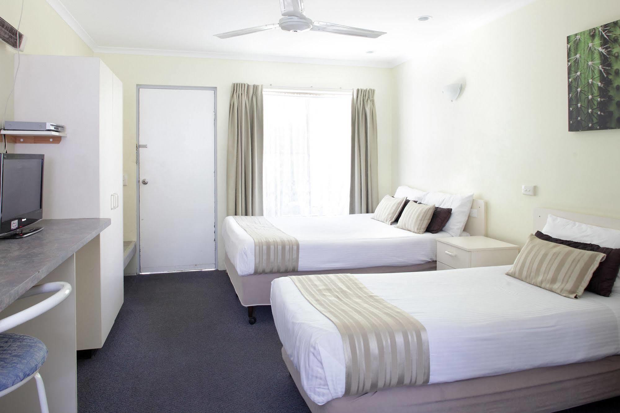 Twin Pines Motel Mooloolaba Ngoại thất bức ảnh