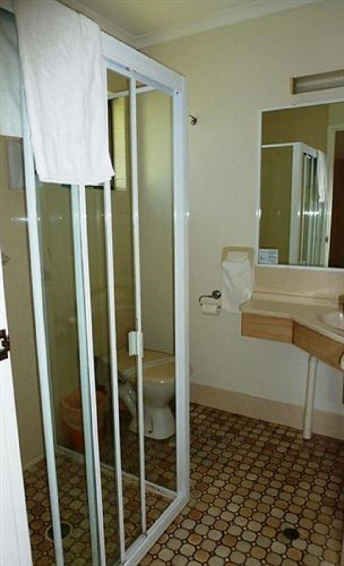 Twin Pines Motel Mooloolaba Ngoại thất bức ảnh